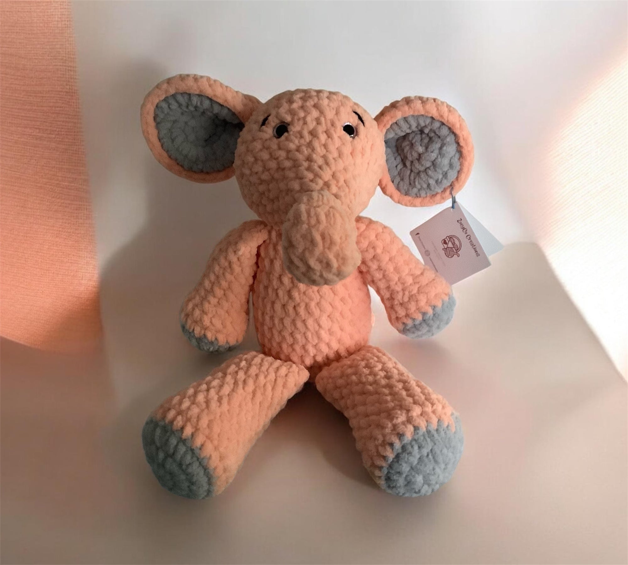 Elephant - peach