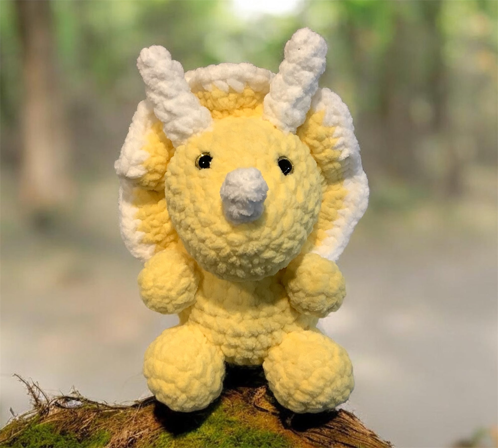 Triceratops-yellow